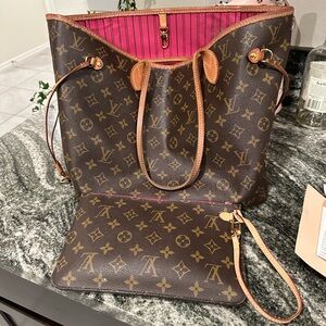 Louis Vuitton neverfull Monogram Tote